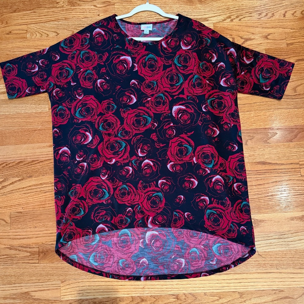 LLR Black & Red Roses Slinky Long Tunic Top Sz XL (20-22)
